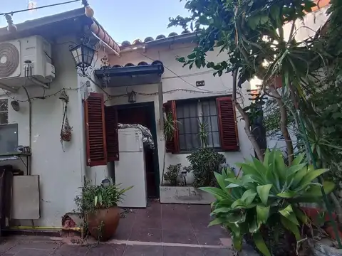 CASA PH 3 AMB VENTA MARTINEZ PATIO GRANDE QUINCHO