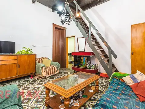 Depto Tipo Casa en Venta de 4 ambientes