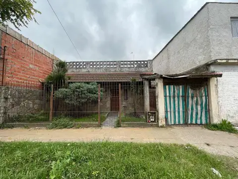 CASA VENTA CUATRO AMBIENTES EN JOSE C. PAZ