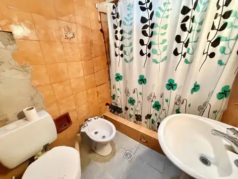 VENTA CASA 3 AMB C/COCH. V. TESEI  CERCA COLECTORA