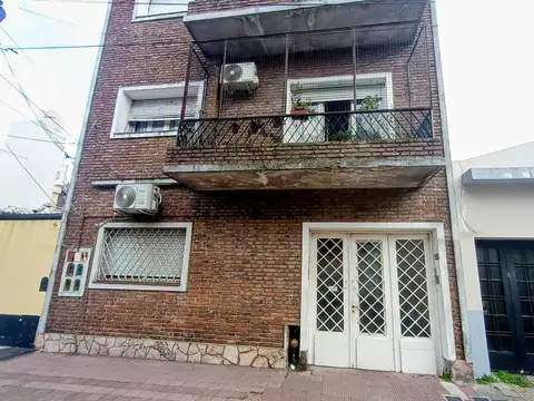 DEPARTAMENTO CON PATIO