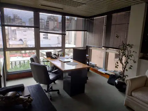 Oficina Monoambiente con 3 baños