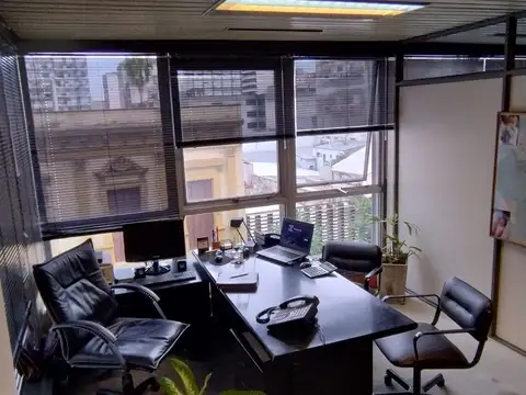 Oficina en Venta 50 años