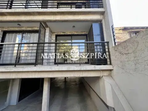 Bartolome mitre  al 2300