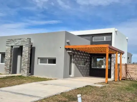 Casa en Venta en Puertos - Barrio Nativas, USD 335.000