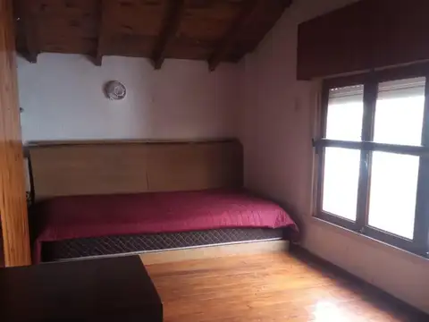 Casa en venta - 3 Dormitorios 2 Baños - Villa Gesell