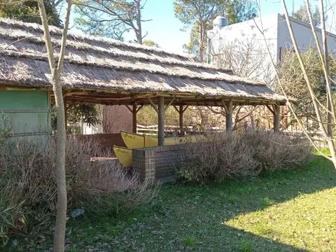 Casa 3 ambientes con 2 baños