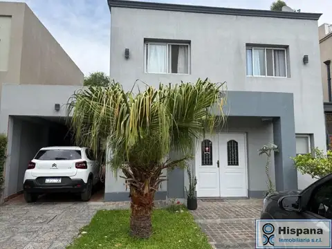 Casa en venta con pileta, en el  Barrio Cerrado La Merecida, Manuel Alberti, Pilar