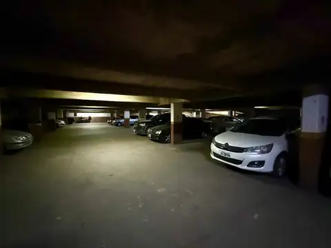 COCHERA TECHADA A LA VENTA  BERNAL