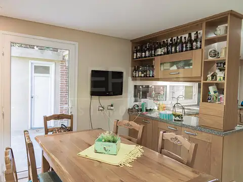 Excelente casa en alquiler- St. Thomas Sur-Canning