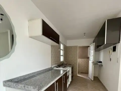 Departamento en Venta en Adrogue, USD 125.000