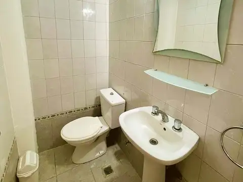 Depto Tipo Casa en Venta 24 años