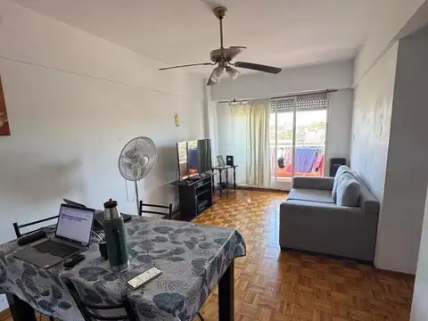 CRISOLOGO LARRALDE  al 3400