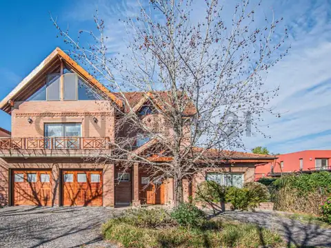 Casa en Venta en Santa María del Tigre, USD 890.000
