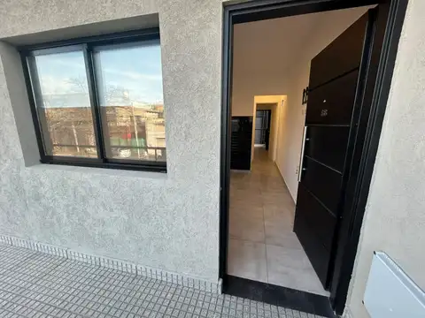 Depto Tipo Casa en Alquiler de 2 ambientes