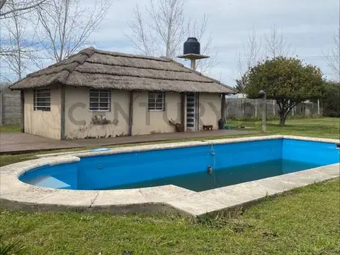 37 entre 164 y 165 . Quinta en venta en Melchor Romero
