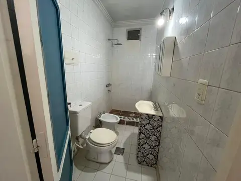 VENTA DE CASA CON QUINCHO- PILETA-SALON EXTERNO