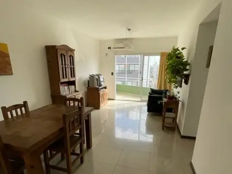 Camarones 2900, Piso 8
