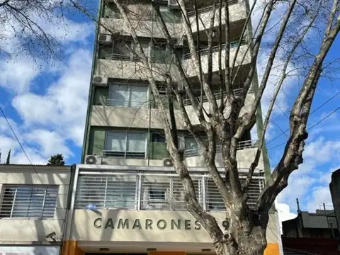 Venta Departamento 3 ambientes excelente estado Piso 8 Frente