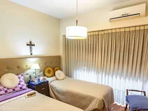 Departamento 4 ambientes con 2 baños