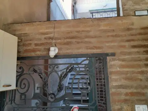 EXELENTE OPORTUNIDAD DE PH EN CASEROS 