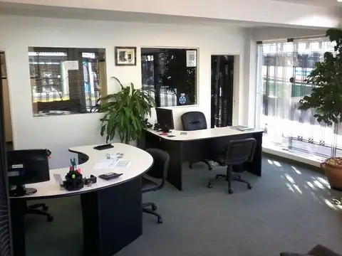 Local en Venta en Victoria, USD 295.000