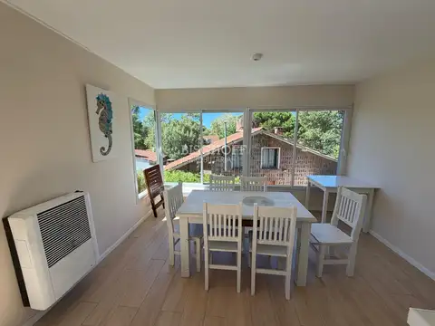 CASA DE 4 AMBIENTES EN BARRIO NORTE, VILLA GESELL