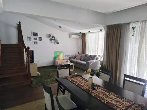 Casa en Venta de 5 dormitorios