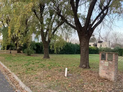 Terreno en Venta 20  mts Frente