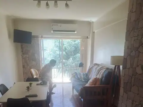 Departamento en Alquiler en Caballito Sur, $ 850.000