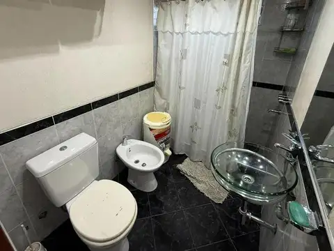 Depto Tipo Casa en Venta en Villa Luzuriaga, USD 65.000