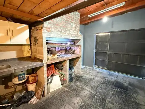 Depto Tipo Casa 3 ambientes con 2 baños