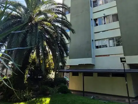 Departamento en Alquiler en Villa Real, $ 850.000