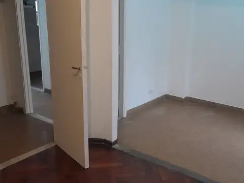 Teodoro Vilardebó 3000, Piso P.B