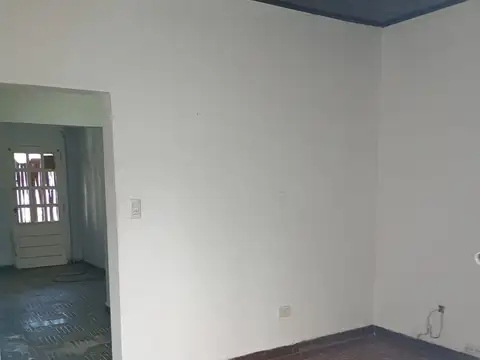 Casa 6 ambientes con 3 baños