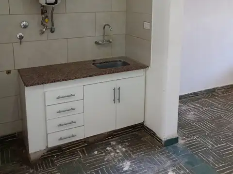 Propiedad en venta Paso del Rey Casa y Deptos