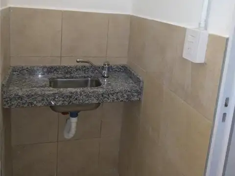 Local en Alquiler en Presidencia Roque Saenz Peña, $ 800.000