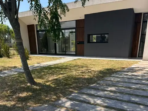 Casa en Alquiler, San Ramon