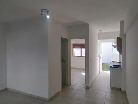 Depto Tipo Casa 2 ambientes con 1 baño