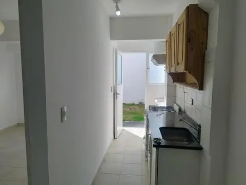 PH 2 ambientes con jardín