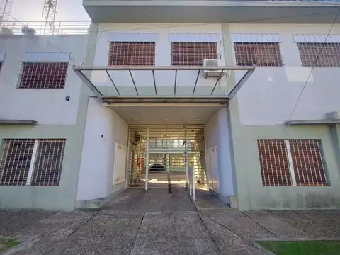 PH 2 ambientes con jardín