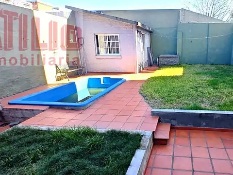 Saavedra nuñez  Casa 3 dorm 4 amb Fondo patio jardin terraza cochera garage pileta