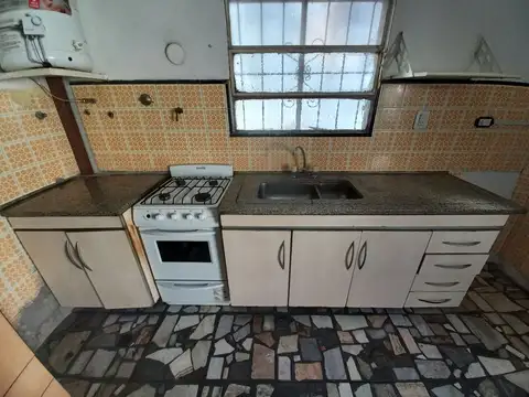Depto Tipo Casa 3 ambientes con 1 baño