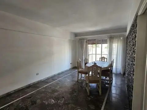 Helguera 2700, Piso 5