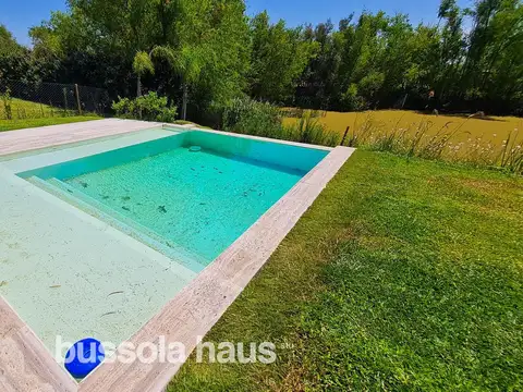 Casa en Alquiler al lago de hormigón en Acacias Puertos