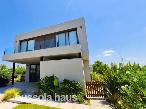 Casa en Alquiler de 3 dormitorios