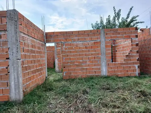 Luis Salguero 2700