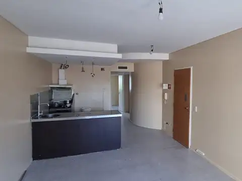 Departamento en Alquiler en Parque Chacabuco, $ 750.000