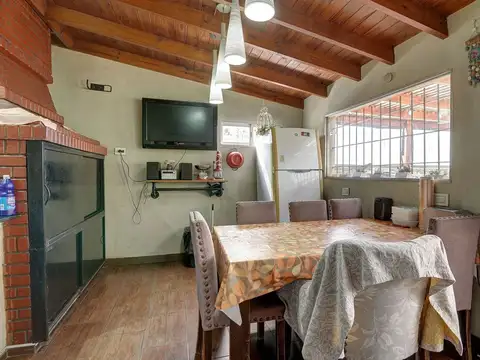 Depto Tipo Casa en Venta en Villa Luro, USD 165.000