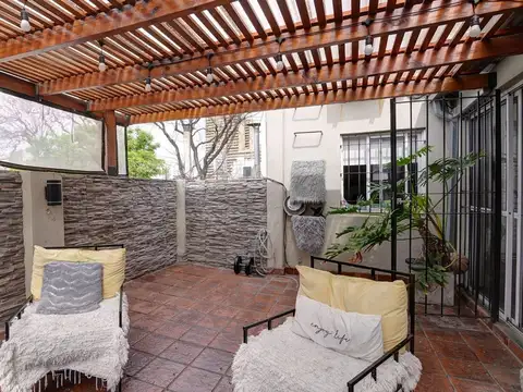 Depto Tipo Casa en Venta de 4 ambientes